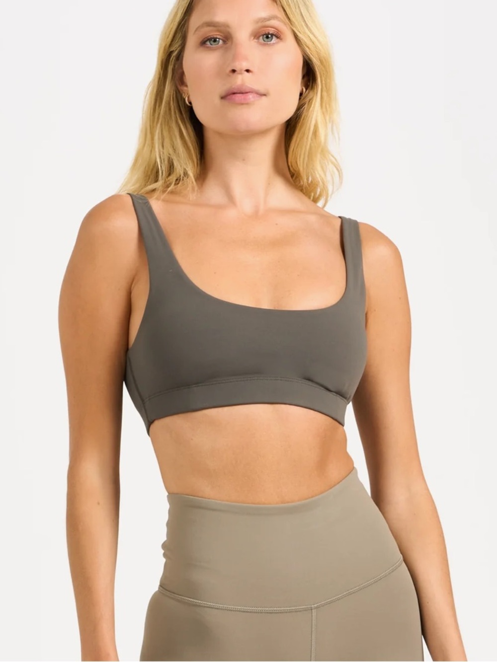 Vuori Sports Bra Oregano